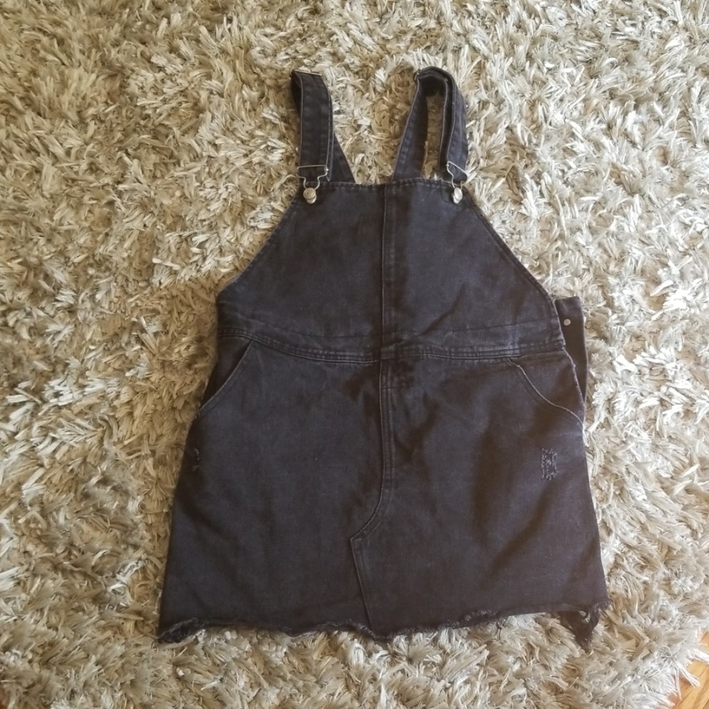 Black overall Jean skirt - Picture 1 of 8